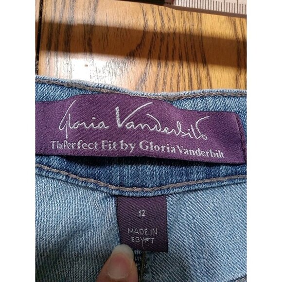 GLORIA VANDERBILT Jeans Women 12 BLUE Light Preowned Summer Winter Work FLARE ? - Picture 6 of 12